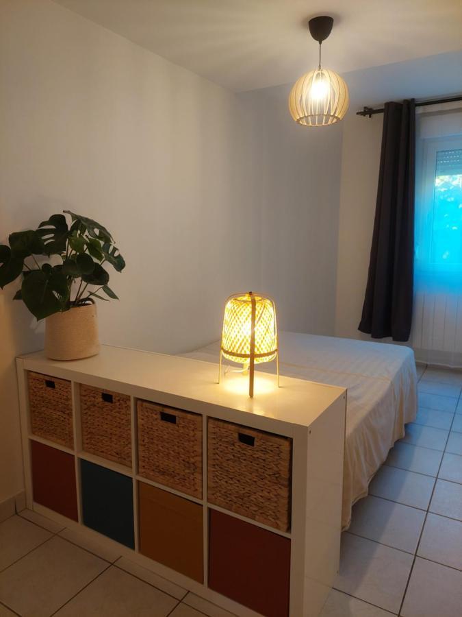 Apt Lyon Flachet Villeurbanne Exterior photo